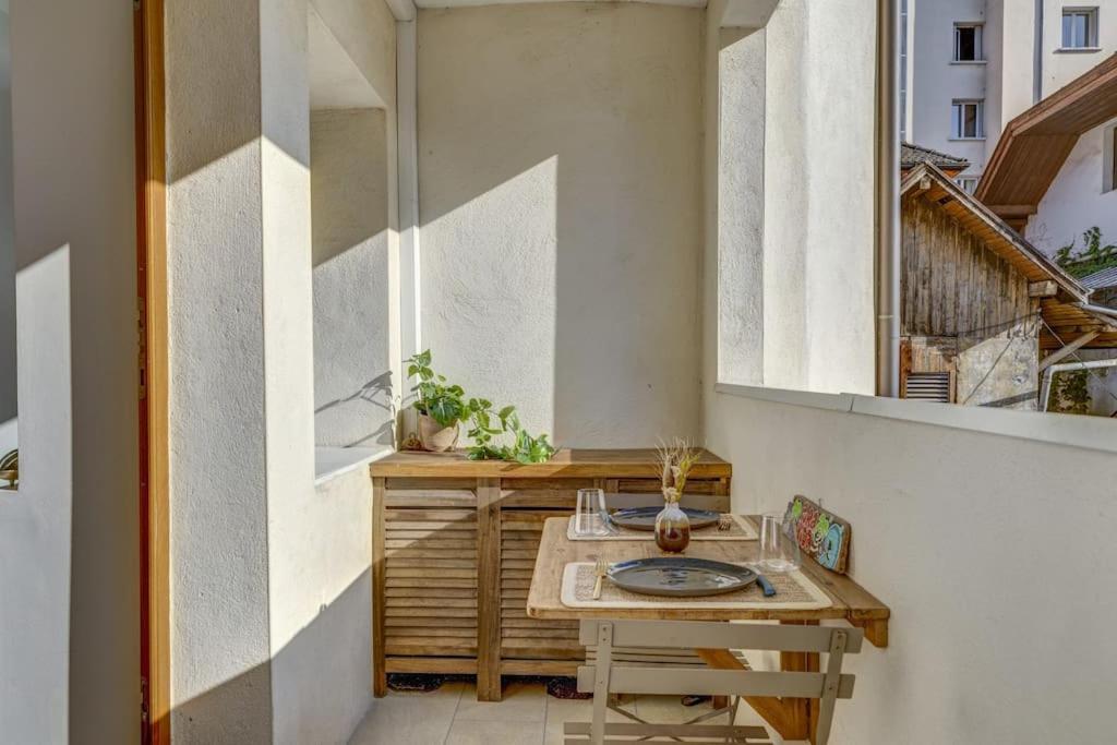 Le Pura Vida, Hyper Centre Terrasse + Parking Apartment Annecy Ngoại thất bức ảnh
